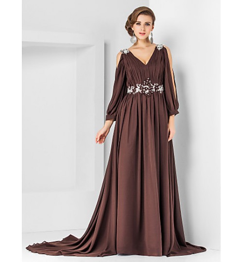 TS Couture? Formal Evening / Military Ball Dress - Elegant Plus Size / Petite A-line / Princess V-neck Court Train Chiffon withAppliques / Beading   